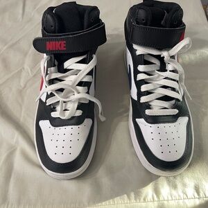 Nike Court Borough Mid 2 (GS)